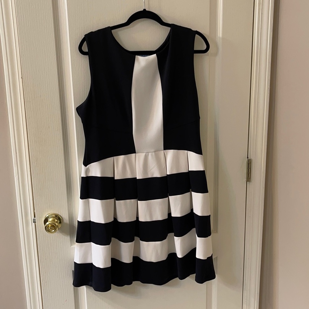 Cynthia Rowley Sleeveless Dress - Picture 1 of 3